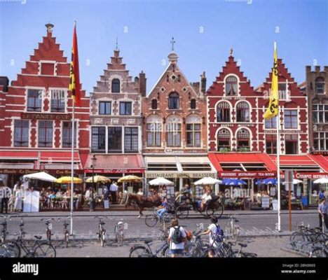 De Groote Markt van Bruges: Een middeleeuwse charmante markt met unieke snuisterijen!